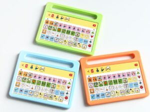 Miniaturowa atrapa tabletu. Brelok do kluczy. Rozmiar duży.